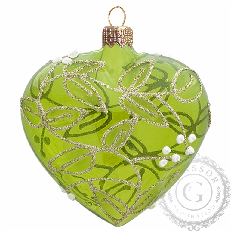 Large green heart with leaf decor

