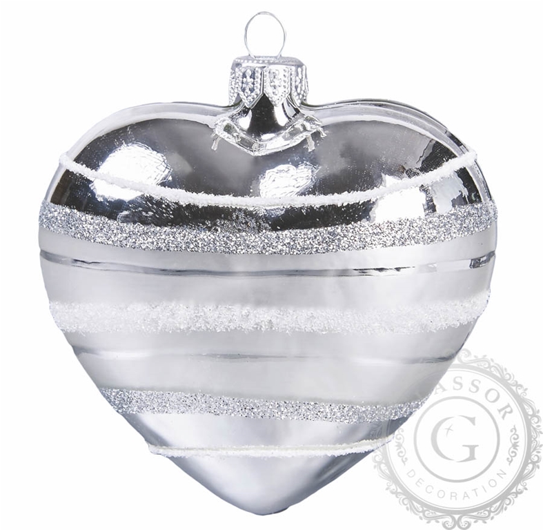 Large silver heart with stripe decor 