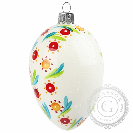 Easter egg with flower decor