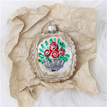 COLLECTIBLE ornament medallion with red flower