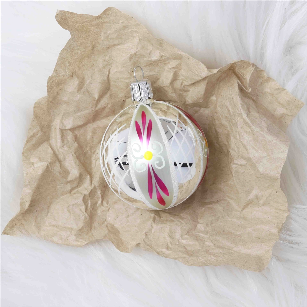 COLLECTIBLE silver ball ornament with flower