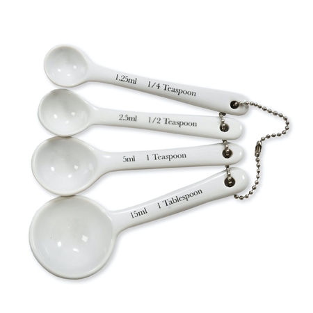 Set of porcelain measuring spoons