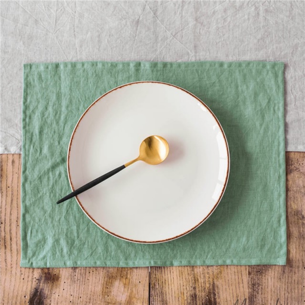 Set of linen matcha green placemats