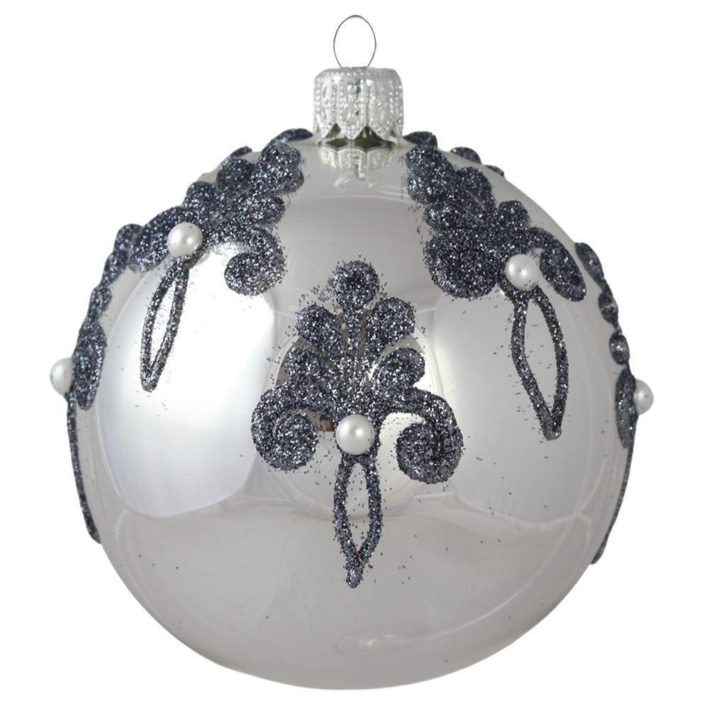 Silver glossy ball gray décor with pearls