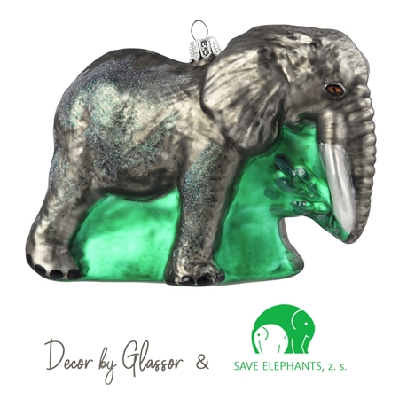Glass elephant