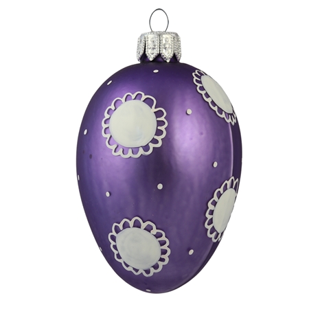 Purple Easter egg with white flower