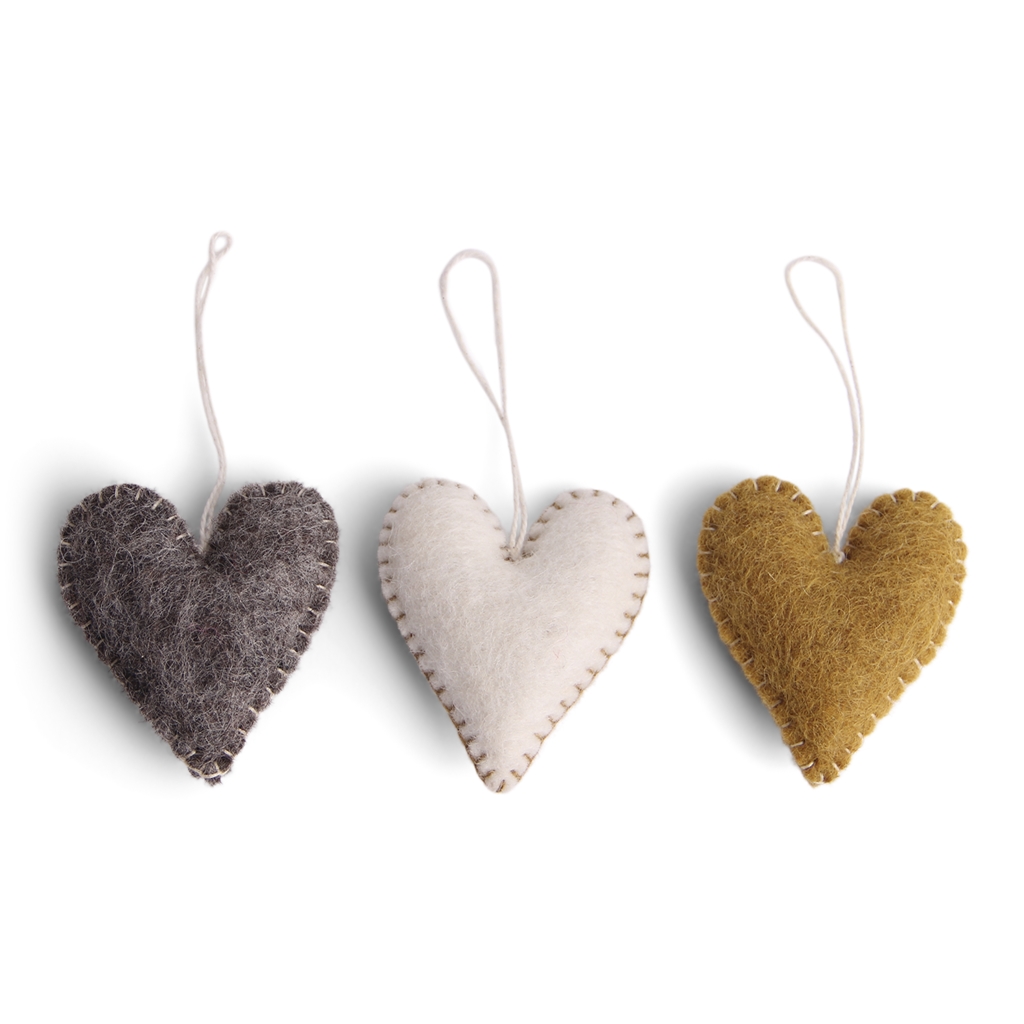 Ochre felt hearts set