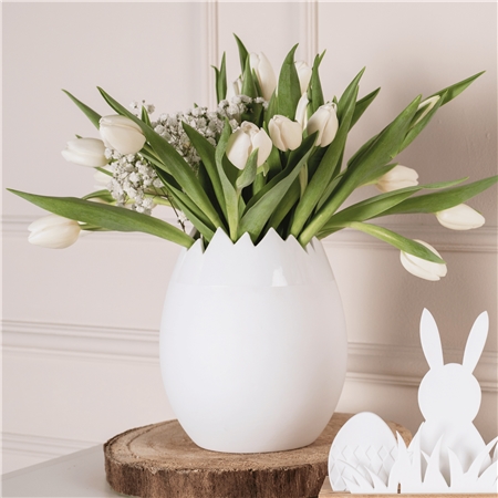 Easter porcelain vase shell