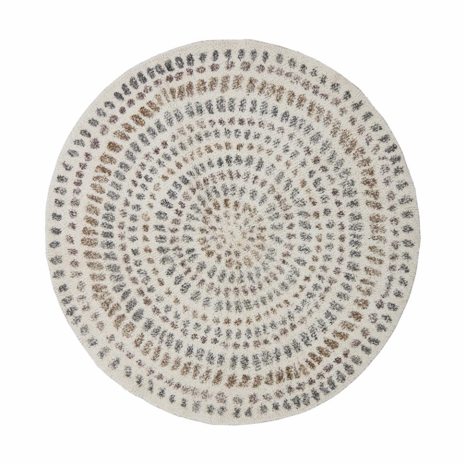 Round carpet patterned