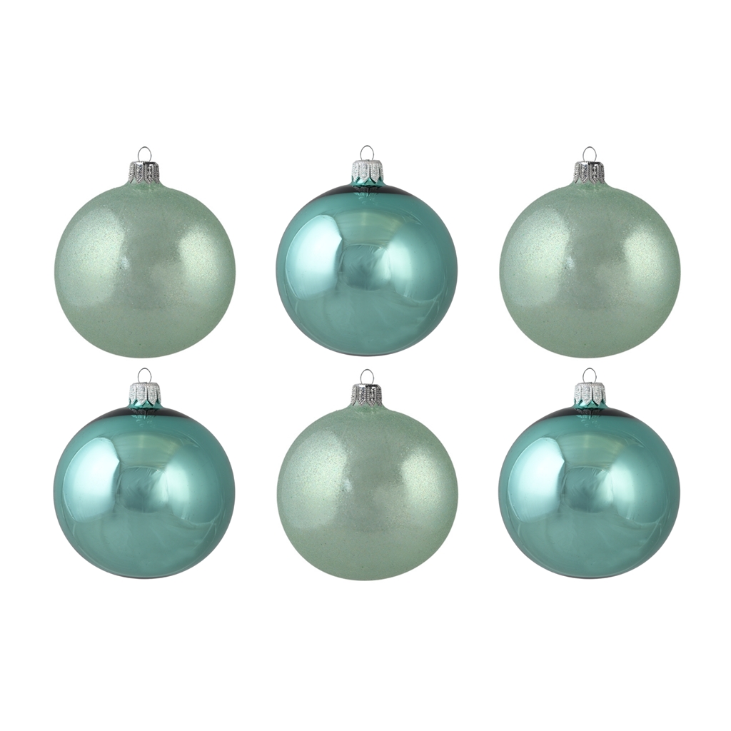 Set of mint coloured christmas balls