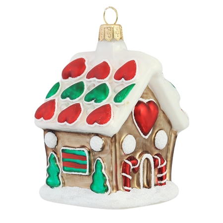 Gingerbread house with heart décor