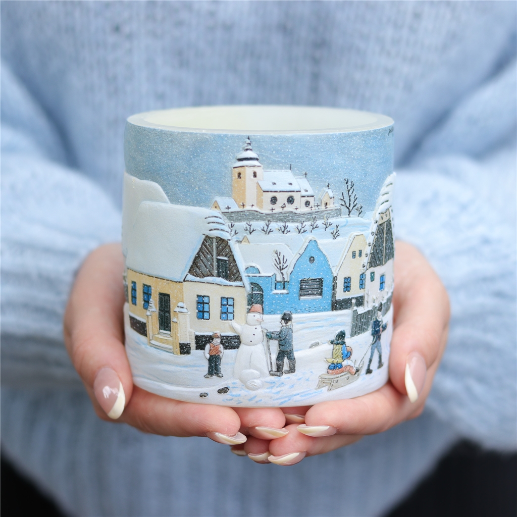 Lantern with illustration We are building a snowman