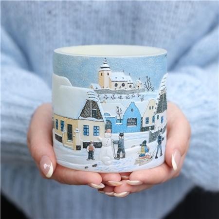 Lantern with illustration We are building a snowman