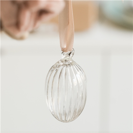 Glass easter egg with indentations
