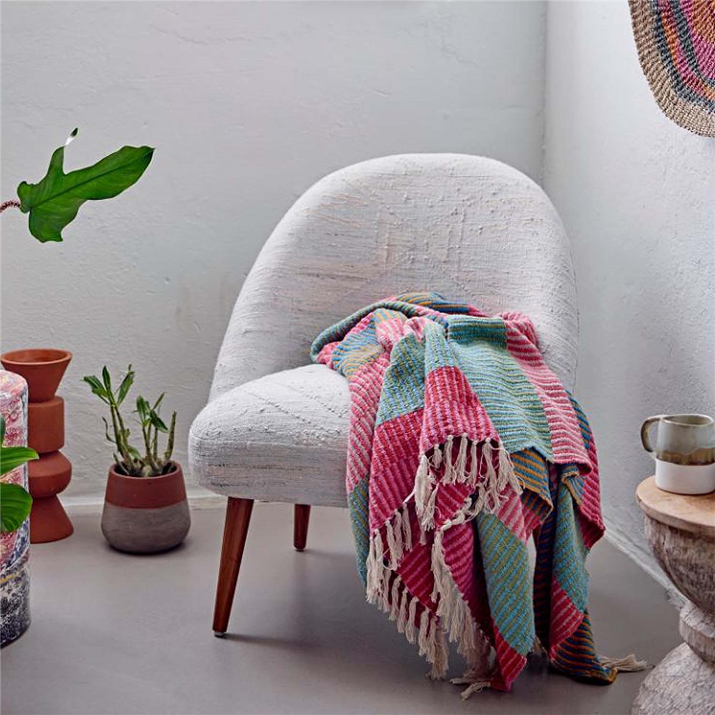 Recycled cotton bedspread coloured