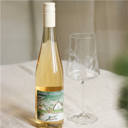 Riesling walrus frizzante - Licensed collection Josef Lada