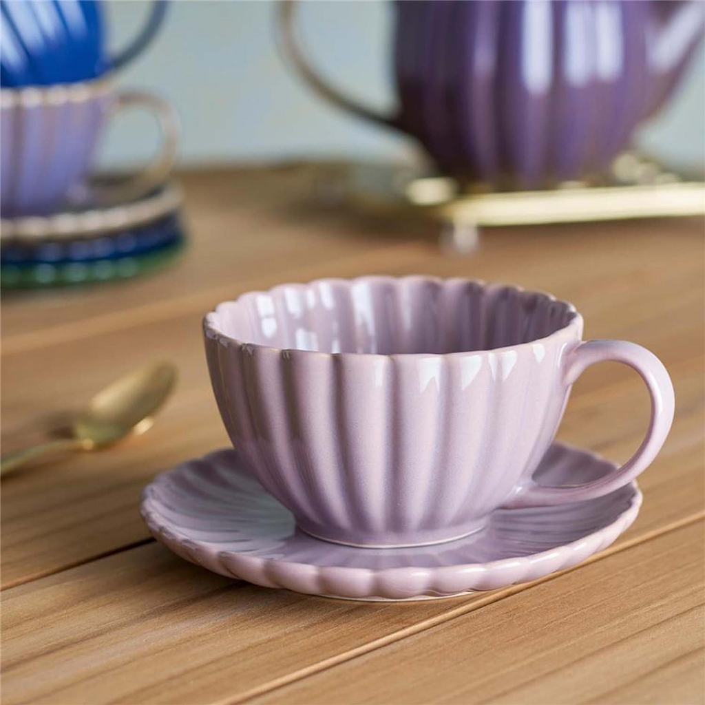 Pink mug with saucer