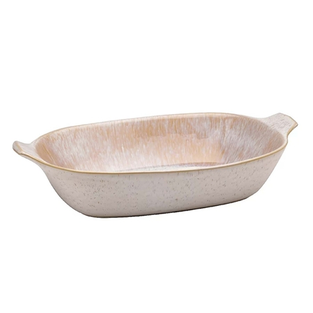Baking dish with handles